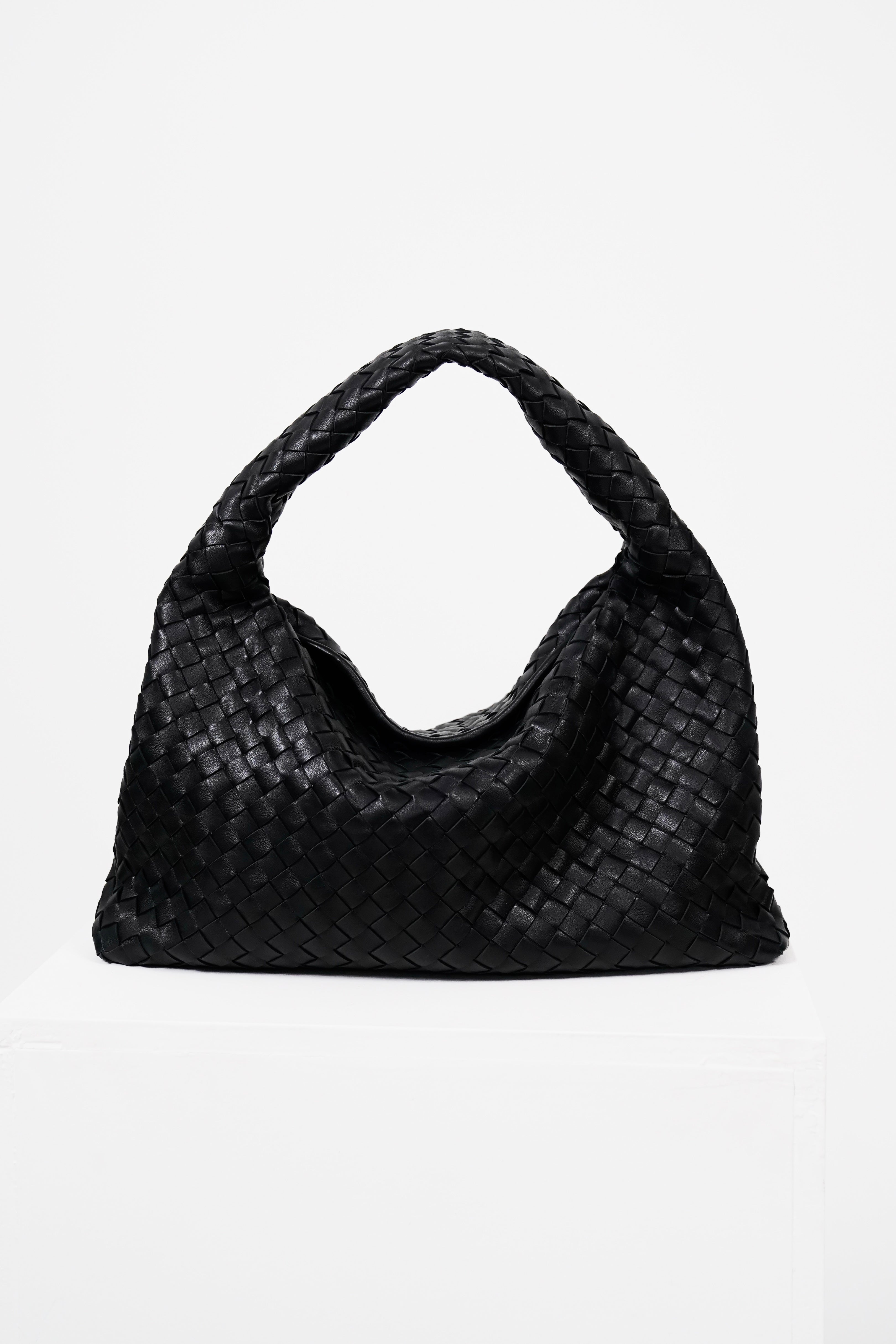 FINE FURS Mona Grande - BLACK