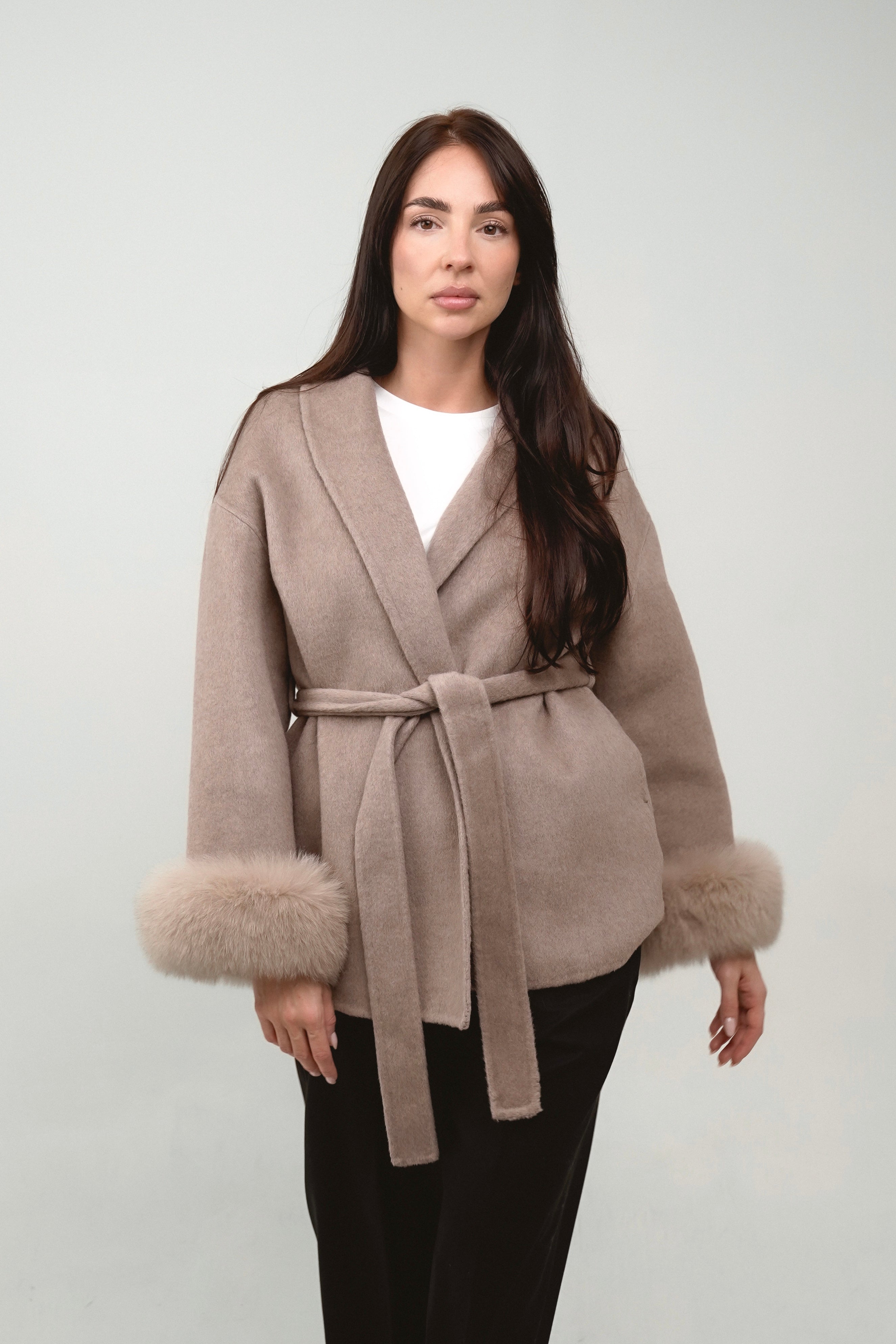 Wool coat rona finefurs with real fox fur with belt vlněný kabát s liškou